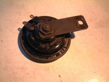 VFR750F 1990-97 VF750 VF500 FJS400  FES250 - PAIR OF 12v HORNS - 38110-KAY-008