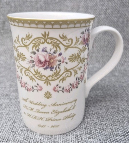 Royal worcester mug 70th - worcester,
