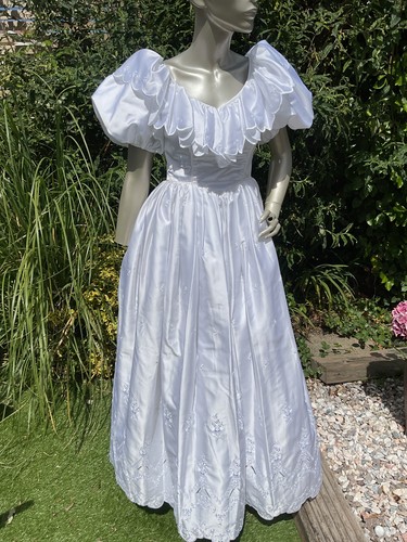 Vintage white satin wedding - white,