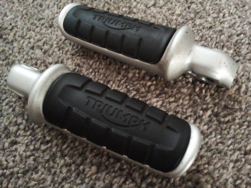 Triumph genuine street - triumph,
