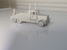 N Scale Peterbilt 389 Daycab