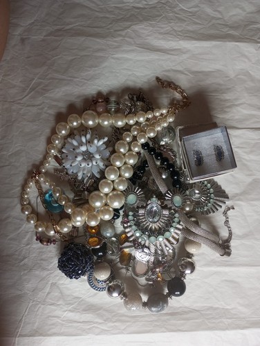 Mixed jewellery job - mixed,