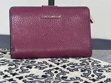 COCCINELLE Metallic Soft