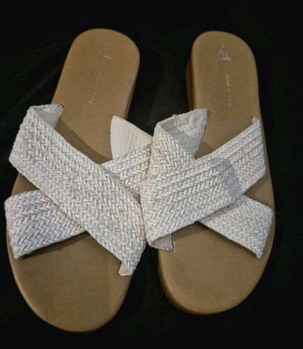 Neutral white cross strap - tu,
