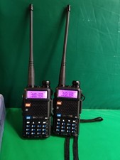 2x Baofeng UV-5R LCD Dual Band UHF VHF Two Way Radio - Charger,clips & holder