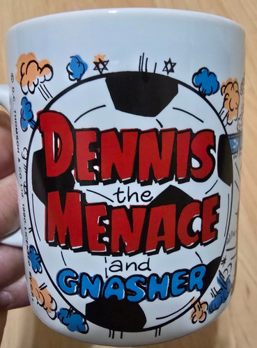 Dennis the menace gnasher - dennis,