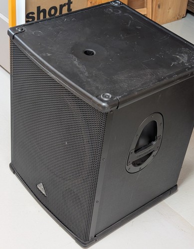 Behringer b1800xp eurolive - b1800xp,