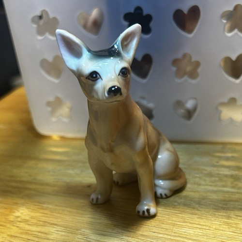 Chihuahua dog ceramic - chihuahua,