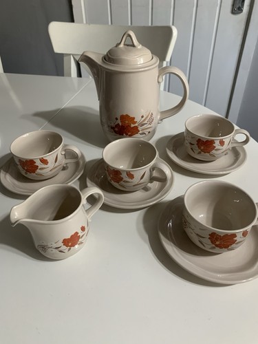 Poole pottery tea set cups - 4,