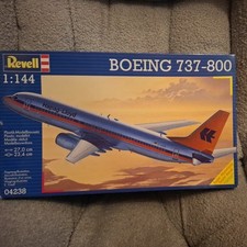 1/144 Revell Boeing 737-800