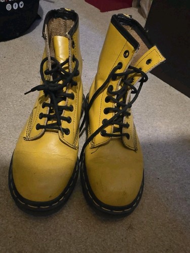 Vintage yellow doc martens - yellow,