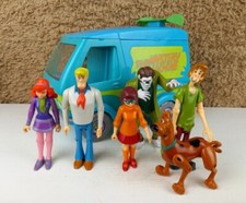 Scooby Doo MYSTERY MACHINE 'Trap Time' Van & 6 x Character Options Figures