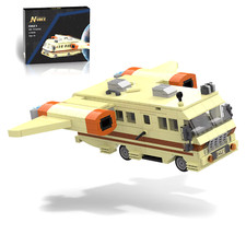 667Pcs MOC Classic Car with Wing Building Block Model Spaceballs Eagle-5 Rocket 