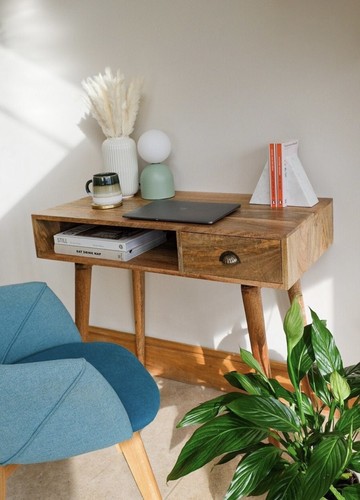 Scandi wooden vintage work