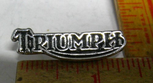 Triumph pin vintage