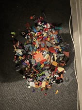 Lego around 2kg mixed bundle