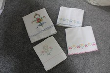NB854 Lovely Lot Of 4 Vintage