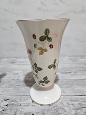 Wedgwood wild strawberry - "wild, strawberry"