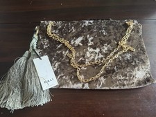 BEAUTIFUL NALI VELVET CLUTCH