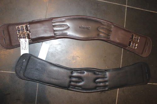 Black ergonomic 100 - 32", 100%
