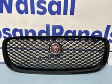 JAGUAR F PACE BLACK FRONT