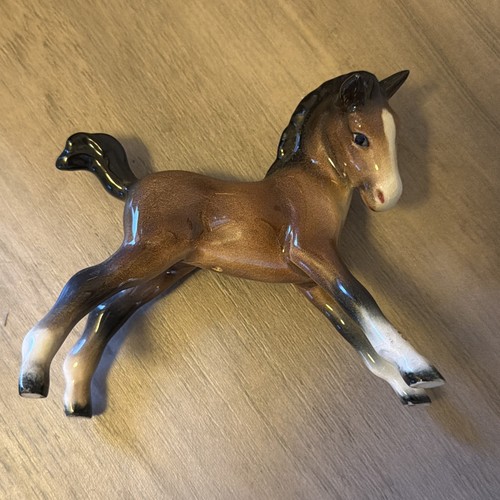 Beswick arab foal model - beswick,
