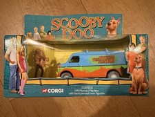 Corgi Scooby Doo Mystery Machine + Shaggy/Scooby Figures 1:36 Diecast Model +Box