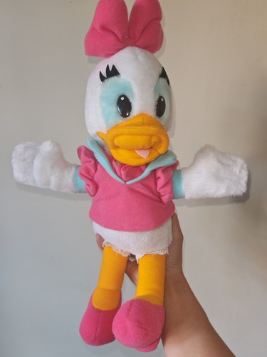 Walt disney world daisy - walt,