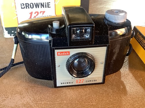 Kodak brownie 127 vintage - brownie, box