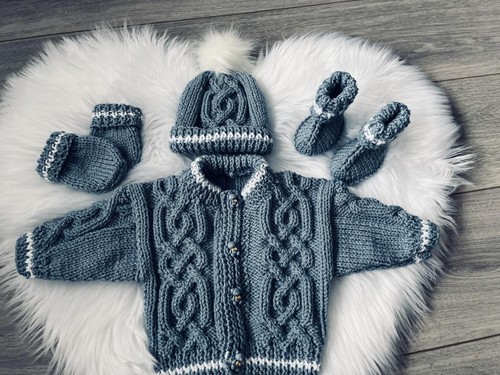 Babies aran knitting pattern - babies,