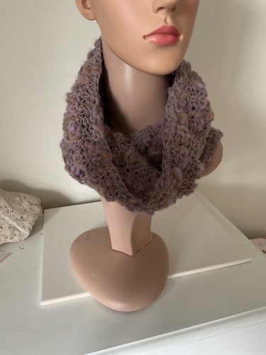Hand knitted dusky pink - hand,