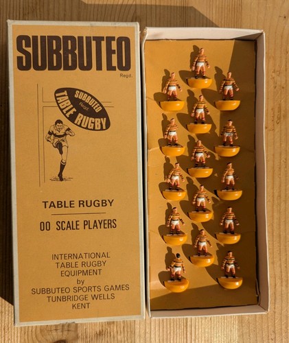 Subbuteo rugby ref - , r22