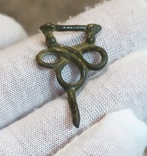 Tudor Dress Hook / Cloak Hook Metal Detecting Find (294)