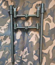 Cygnet 2 Rod Black Buzz Bars and Bank Sticks NEW UNUSED Carp Fishing