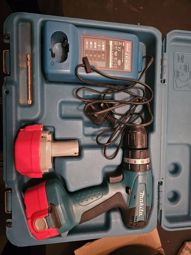 Makita 8281d
