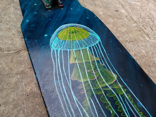 Unique dancing longboard - ,