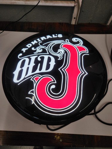 Admirals old rum illuminated - j,