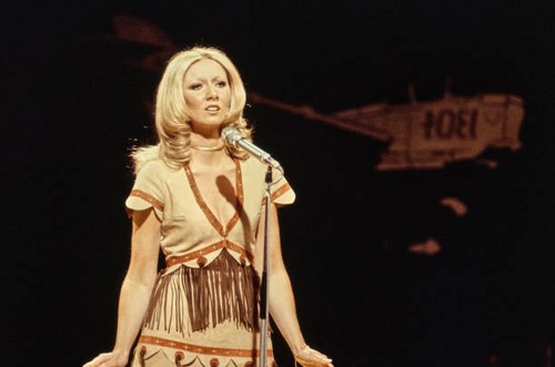 Northern irish singer clodagh - northern,