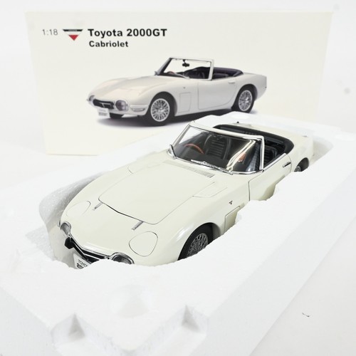 Autoart toyota 2000gt - 1/18,
