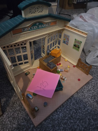 Sylvanian families - sylvanian,
