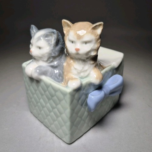 Nao lladro spain purr - spain,