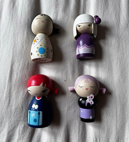 Damaged momiji dolls - damaged,