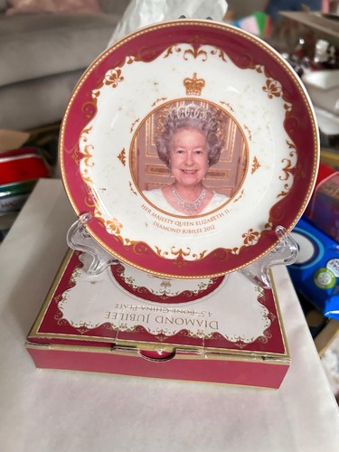 Queen elizabeth diamond - queen,