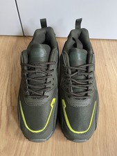 Nike Air Max 90 Surplus Kacki Green Size 7 (no steel toe cap) 