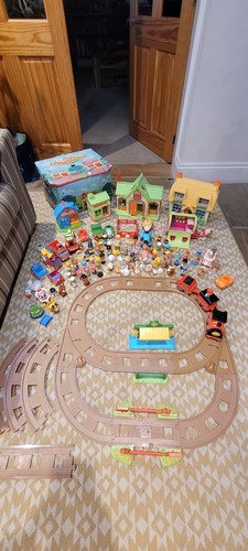 Happyland bundle job lot - /,