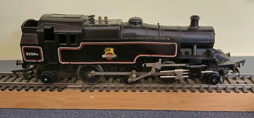 Triang r59 locomotive 82004 - triang,