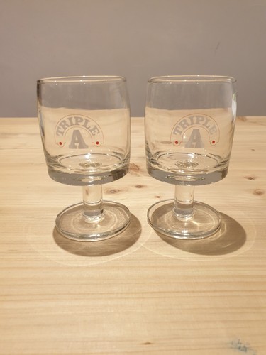 Triple stemmed vintage - a,