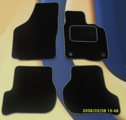 Citroen 2011 black car - 2011,