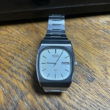 Seiko SQ  Quartz 6923-5010 Day/Date Vintage Men’s Watch needs Battery 