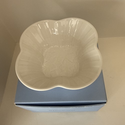 Vintage wedgewood classic - vintage,